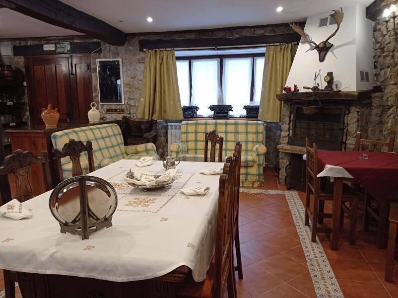 La Casa Del Agua 56 Hotel Limpias Ngoại thất bức ảnh